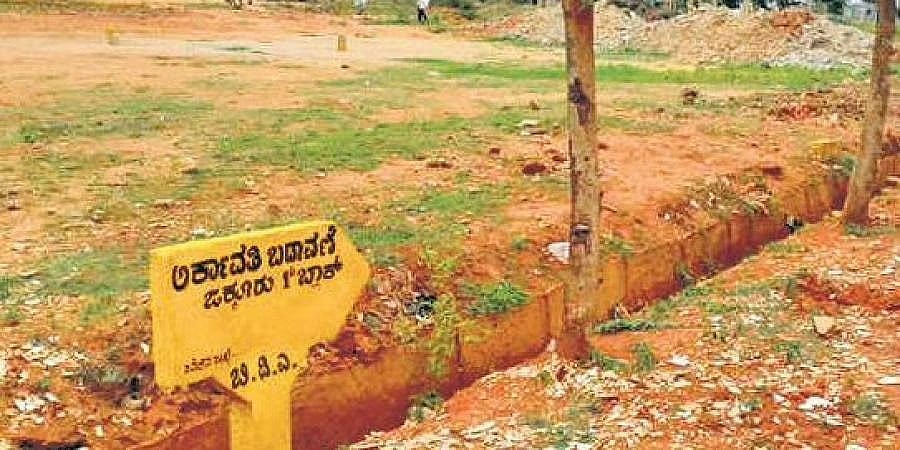 ಬೆಂಗಳೂರು: ಬಿಡಿಎ ಪರ್ಯಾಯ ನಿವೇಶನಕ್ಕಾಗಿ 13 ವರ್ಷಗಳಿಂದ ಕಾಯುತ್ತಿರುವ 307 ಮಂದಿ