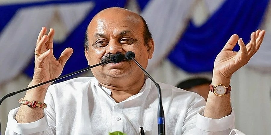 ಮಂಡೆ ನೋವು 'ಬಿಟ್'ರೂ, ಮಂಡಿ ನೋವು ಬಿಡುತ್ತಿಲ್ಲ; ಸಿಎಂ ಖುರ್ಚಿ ಮೇಲೆ ನೆಮ್ಮದಿಯಿಂದ ಕೂರಕ್ಕೆ ಆಗ್ತಿಲ್ಲ! (ಅಂತಃಪುರದ ಸುದ್ದಿಗಳು)