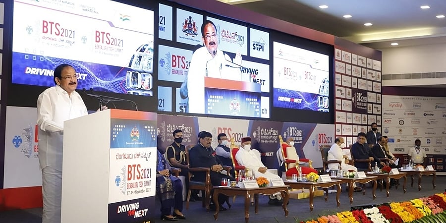 ಬಿಟಿಎಸ್ 2021: ಉದ್ಯಮ ಕ್ಷೇತ್ರ ಹೊಸ ಆಲೋಚನೆಗಳನ್ನು ಅಳವಡಿಸಿಕೊಳ್ಳಬೇಕು- ಉಪರಾಷ್ಟ್ರಪತಿ ವೆಂಕಯ್ಯ ನಾಯ್ಡು