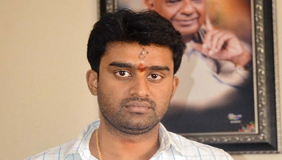 ಪ್ರಜ್ವಲ್ ರೇವಣ್ಣ ಅಣ್ಣ ಸೂರಜ್ನಿಂದ ಜೆಡಿಎಸ್ ಕಾರ್ಯಕರ್ತನ ಮೇಲೆ ಅಸಹಜ ಲೈಂಗಿಕ ದೌರ್ಜನ್ಯ ಆರೋಪ