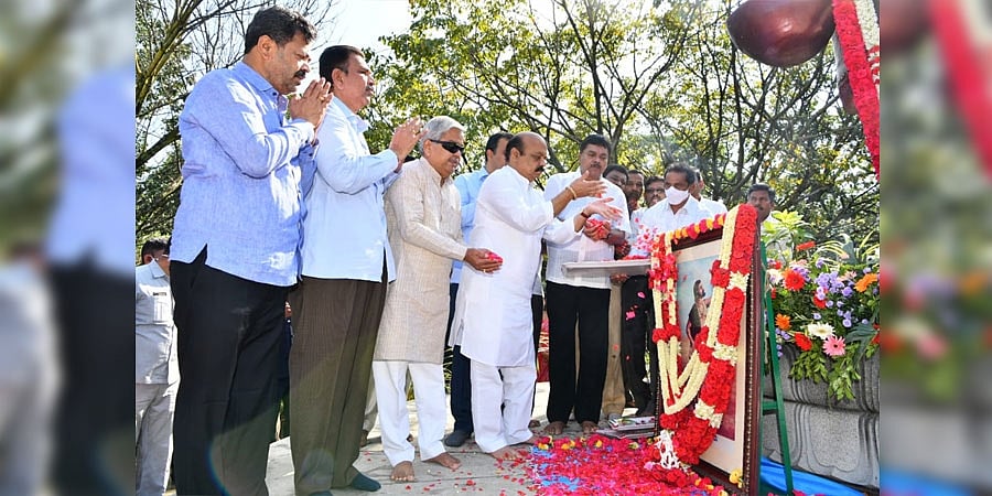 ಕನಕದಾಸ ಜಯಂತಿ: ಕನಕದಾಸರ ತತ್ವಗಳನ್ನು ಬದುಕಿನಲ್ಲಿ ಅಳವಡಿಸಿಕೊಳ್ಳುವ ಸಂಕಲ್ಪದ ದಿನ- ಸಿಎಂ