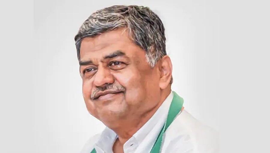 ಪರಿಷತ್ ಗೆ ವಿಪಕ್ಷ ನಾಯಕನ ಆಯ್ಕೆ: 'ಕೈ' ಕೊಟ್ಟ ಇಬ್ರಾಹಿಂ; ಬಿ.ಕೆ ಹರಿಪ್ರಸಾದ್ 'ಕಾಂಗ್ರೆಸ್ 'ಹಾಟ್ ಫೇವರಿಟ್!