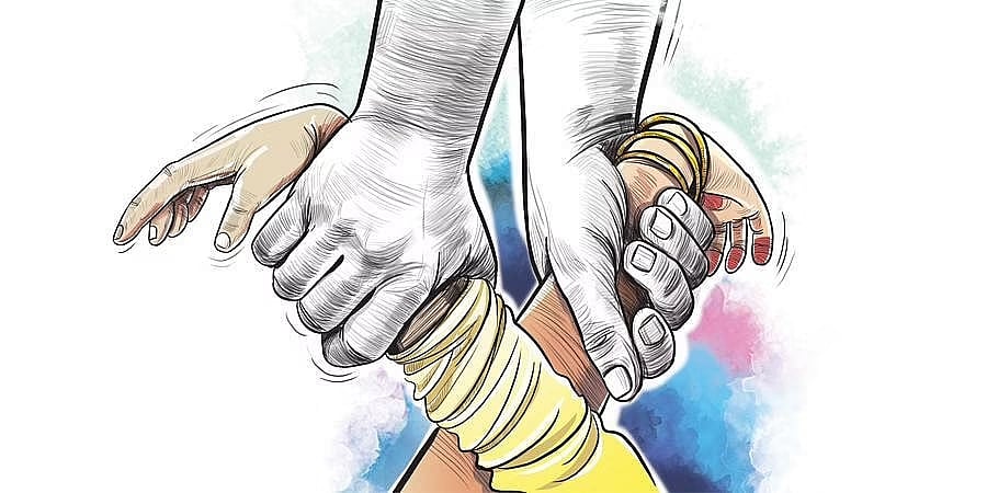 ವಯಸ್ಸಿಗೆ ಬಾರದ ಹುಡುಗಿಗೆ ಓದು ಬಿಟ್ಟು ಮದುವೆ ಮಾಡಿಕೊಳ್ಳುವಂತೆ ಪೋಷಕರ ಒತ್ತಾಯ: ಹೈಕೋರ್ಟ್ ನಿಂದ ರಕ್ಷಣೆ