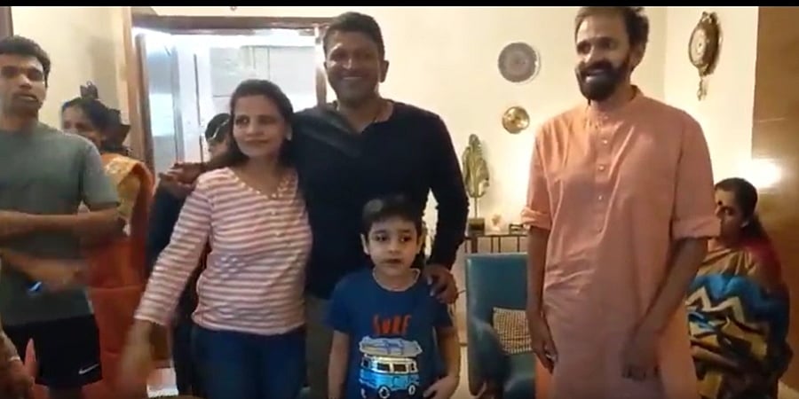 ಅಪ್ಪು ಜೊತೆಗೆ ಕೊನೆಯದಾಗಿ ಹಾಡಿದ ವಿಡಿಯೋ ಹಂಚಿಕೊಂಡ ರಾಘಣ್ಣ!