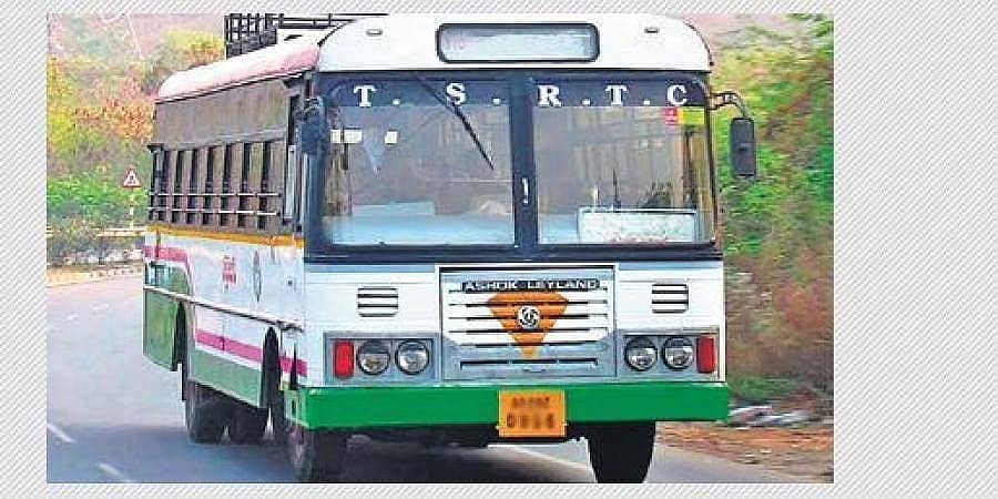 ಸಿಜೆಐಗೆ ಪತ್ರ ಬರೆದು ತನ್ನೂರಿಗೆ ಬಸ್ ಬರಮಾಡಿಕೊಂಡ 8ನೇ ತರಗತಿ ವಿದ್ಯಾರ್ಥಿನಿ