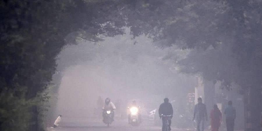 ಗಂಟಲು ತುರಿಕೆ, ನೀರು ತುಂಬಿದ ಕಂಗಳು: ದೀಪಾವಳಿ ಬಳಿಕ ತೀವ್ರವಾಗಿ ಹದಗೆಟ್ಟ ದೆಹಲಿಯ ವಾಯುಗುಣಮಟ್ಟ