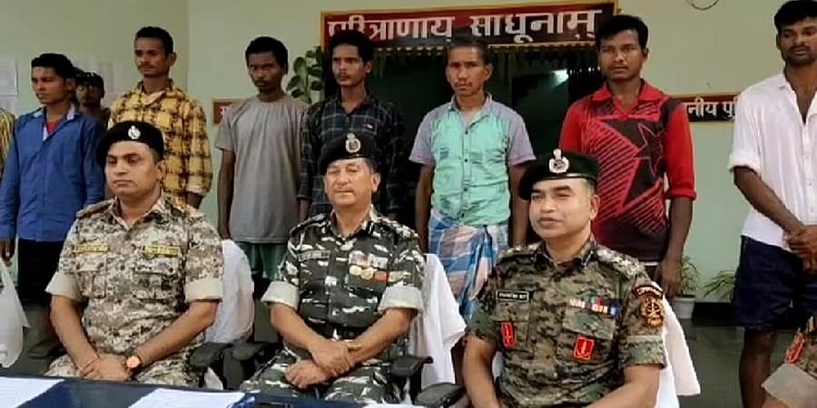 ಛತ್ತೀಸ್ಗಢದ ಸುಕ್ಮಾದಲ್ಲಿ ಎಂಟು ನಕ್ಸಲರ ಬಂಧನ