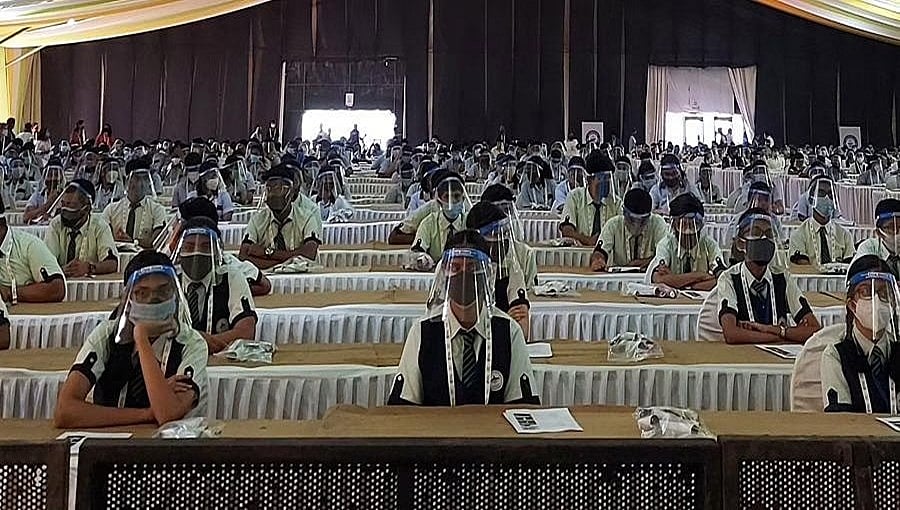 ಗಗನಯಾನ ರಾಕೆಟ್ ಮಾದರಿ ಒಂದೇ ಕಡೆ 550 ವಿದ್ಯಾರ್ಥಿಗಳಿಂದ ತಯಾರಿ: ಗಿನ್ನೆಸ್ ವಿಶ್ವ ದಾಖಲೆ ಮೇಲೆ ಚಿತ್ತ