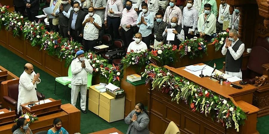 ಬೆಳಗಾವಿ ಅಧಿವೇಶನ: ವಿಧಾನಸಭೆಯಲ್ಲಿ ಅಗಲಿದ ಗಣ್ಯರಿಗೆ ಸಂತಾಪ, ಅಪ್ಪುಗೆ ಪದ್ಮಶ್ರೀಗೆ ಶಿಫಾರಸು