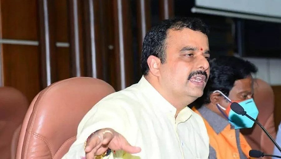 ಲವ್ ಜಿಹಾದ್ ನಿಷೇಧ ಮತ್ತು ಮತಾಂತರ ನಿಷೇಧ ಕಾಯ್ದೆಯನ್ನು ಸರ್ಕಾರ ಜಾರಿಗೆ ತರುತ್ತದೆ: ಸಚಿವ ವಿ.ಸುನಿಲ್ ಕುಮಾರ್