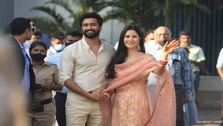 ಮದುವೆ ಬಳಿಕ ಮೊದಲ ಬಾರಿಗೆ ಒಟ್ಟಾಗಿ ಸಾರ್ವಜನಿಕವಾಗಿ ಕಾಣಿಸಿಕೊಂಡ ಬಾಲಿವುಡ್ ತಾರಾ ಜೋಡಿ!