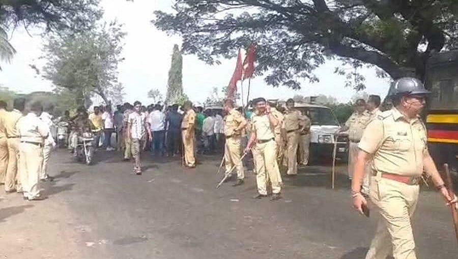 ಸಂಗೊಳ್ಳಿ ರಾಯಣ್ಣ ಪ್ರತಿಮೆ ಧ್ವಂಸ, ಪುಂಡಾಟಿಕೆ: ಬೆಳಗಾವಿಯಲ್ಲಿ ಪರಿಸ್ಥಿತಿ ಉದ್ವಿಗ್ನ, ನಾಳೆ ಬೆಳಿಗ್ಗೆಯವರೆಗೆ ನಿಷೇಧಾಜ್ಞೆ ಮುಂದುವರಿಕೆ