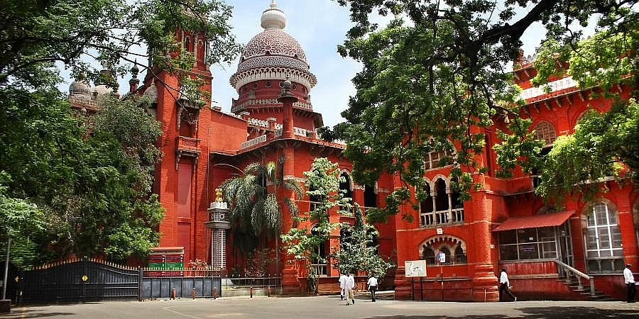ನಗುವುದನ್ನೂ ಮೂಲಭೂತ ಹಕ್ಕುಗಳಡಿ ತರಲು ಸಂವಿಧಾನಕ್ಕೆ ಬಹುಶಃ ತಿದ್ದುಪಡಿ ಬೇಕೇನೋ: ಮದ್ರಾಸ್ ಹೈಕೋರ್ಟ್ ಹೀಗೆ ಹೇಳಿದ್ದು ಏಕೆಂದರೆ...
