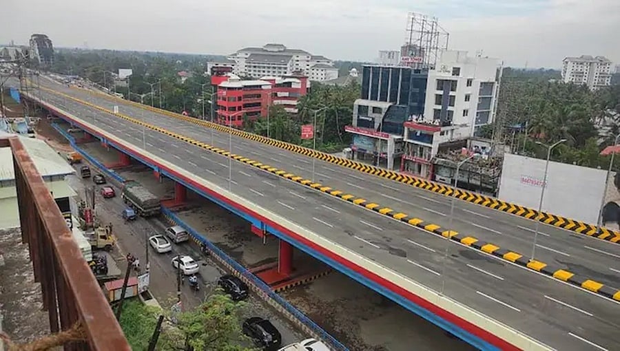 ತುಮಕೂರು ರಸ್ತೆ ಫ್ಲೈಓವರ್ ಮೇಲೆ 1 ವಾರ ಸಂಚಾರ ಬಂದ್: ಸರ್ವೀಸ್ ರಸ್ತೆಯಲ್ಲಿ ಸಂಚಾರ ದಟ್ಟಣೆ; ವಾಹನ ಸವಾರರ ಪರದಾಟ