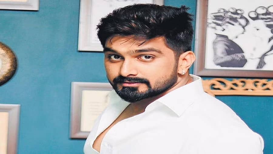 'ಪ್ರಣಯಂ' ಸೆಟ್ ನಲ್ಲಿ ರಾಜವರ್ಧನ್ ಮತ್ತು ನೈನಾ ಗಂಗೂಲಿ ಹೊಸ ವರ್ಷಾಚರಣೆ!