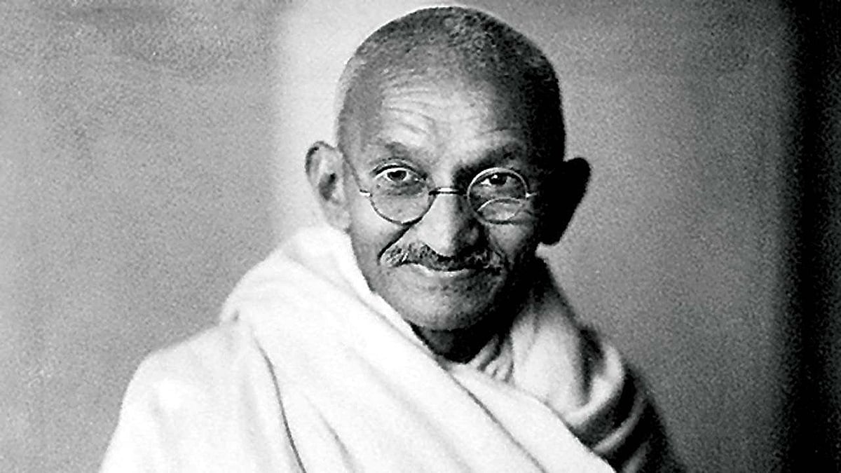 ರಾಷ್ಟ್ರಪಿತ ಮಹಾತ್ಮ ಗಾಂಧಿ ಅವಹೇಳನ, ಗೋಡ್ಸೆಗೆ ಬಹುಪರಾಕ್: ಹಿಂದೂ ಸನ್ಯಾಸಿ ವಿರುದ್ಧ ಪ್ರಕರಣ ದಾಖಲು