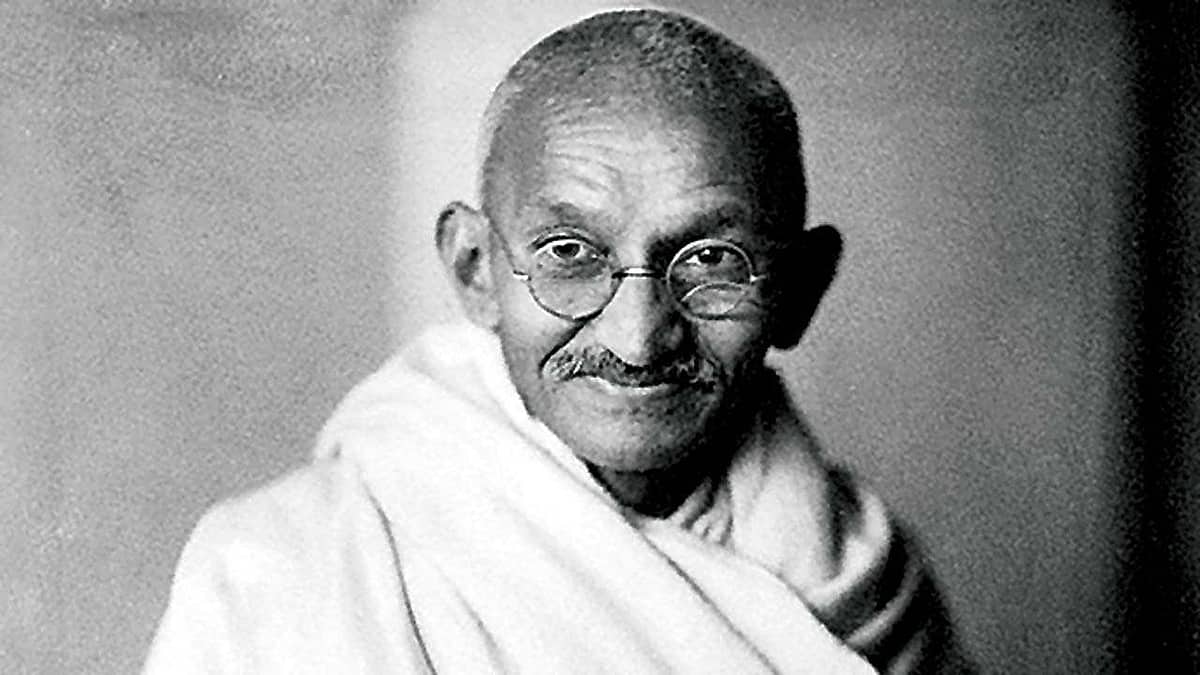ರಾಷ್ಟ್ರಪಿತ ಮಹಾತ್ಮ ಗಾಂಧಿ ಅವಹೇಳನ, ಗೋಡ್ಸೆಗೆ ಬಹುಪರಾಕ್: ಹಿಂದೂ ಸನ್ಯಾಸಿ ವಿರುದ್ಧ ಪ್ರಕರಣ ದಾಖಲು