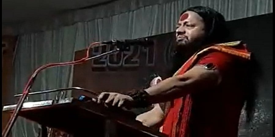 ಮಹಾತ್ಮ ಗಾಂಧಿ ನಿಂಧಿಸಿದ್ದ ಹಿಂದೂ ಸ್ವಾಮೀಜಿ ವಿರುದ್ಧ ಕೇಸ್ ದಾಖಲು