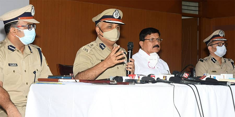 ಭ್ರಷ್ಟ ಪೊಲೀಸರು ನಾಯಿಗಳಂತೆ: ಆರಗ ಜ್ಞಾನೇಂದ್ರ ಕಿಡಿ; ಗೃಹ ಸಚಿವರ ಹೇಳಿಕೆ ಪೊಲೀಸರ ಆತ್ಮಹತ್ಯೆಗೆ ಪ್ರೇರಣೆ ಎಂದ ಕಾಂಗ್ರೆಸ್