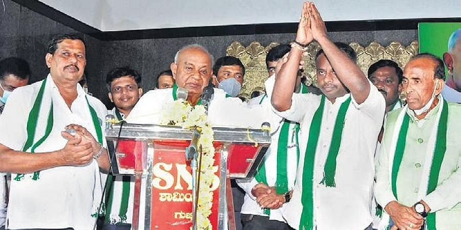 ವಿಧಾನಪರಿಷತ್ ಚುನಾವಣೆ: ಜೆಡಿಎಸ್ ಅಭ್ಯರ್ಥಿ ಅನಿಲ್ ಕುಮಾರ್ ಪರ ಮಾಜಿ ಪ್ರಧಾನಿ ದೇವೇಗೌಡ ಭರ್ಜರಿ ಪ್ರಚಾರ
