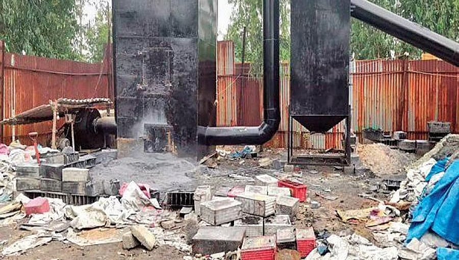 ಆನೇಕಲ್ ತಾಲೂಕಿನಲ್ಲಿ ಅಕ್ರಮ ಬ್ಯಾಟರಿ ಘಟಕಗಳು ನೆಲಸಮ: ಮಾಲಿನ್ಯ ನಿಯಂತ್ರಣ ಮಂಡಳಿ ಕಾರ್ಯಾಚರಣೆ