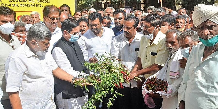 2023ರ ಚುನಾವಣೆವರೆಗೂ ರಾಜ್ಯದಲ್ಲಿ ಮುಖ್ಯಮಂತ್ರಿಗಳ ಬದಲಾವಣೆ ಇಲ್ಲ; ಕೇಂದ್ರ ಸಚಿವ ಪ್ರಹ್ಲಾದ್‌ ಜೋಶಿ ಸ್ಪಷ್ಟನೆ