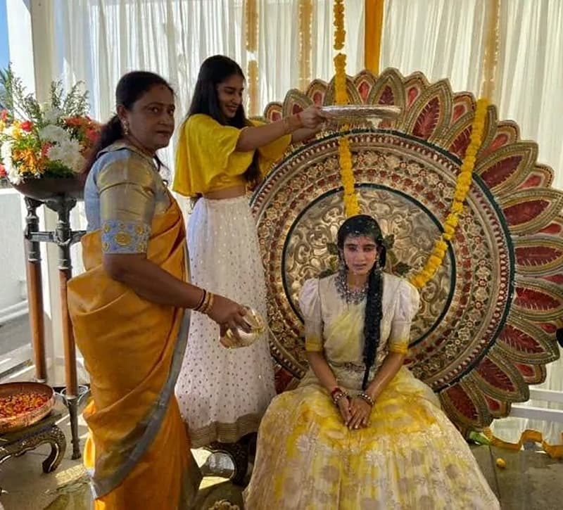 ಅರಿಶಿಣ ಶಾಸ್ತ್ರದ ಫೋಟೋಗಳು