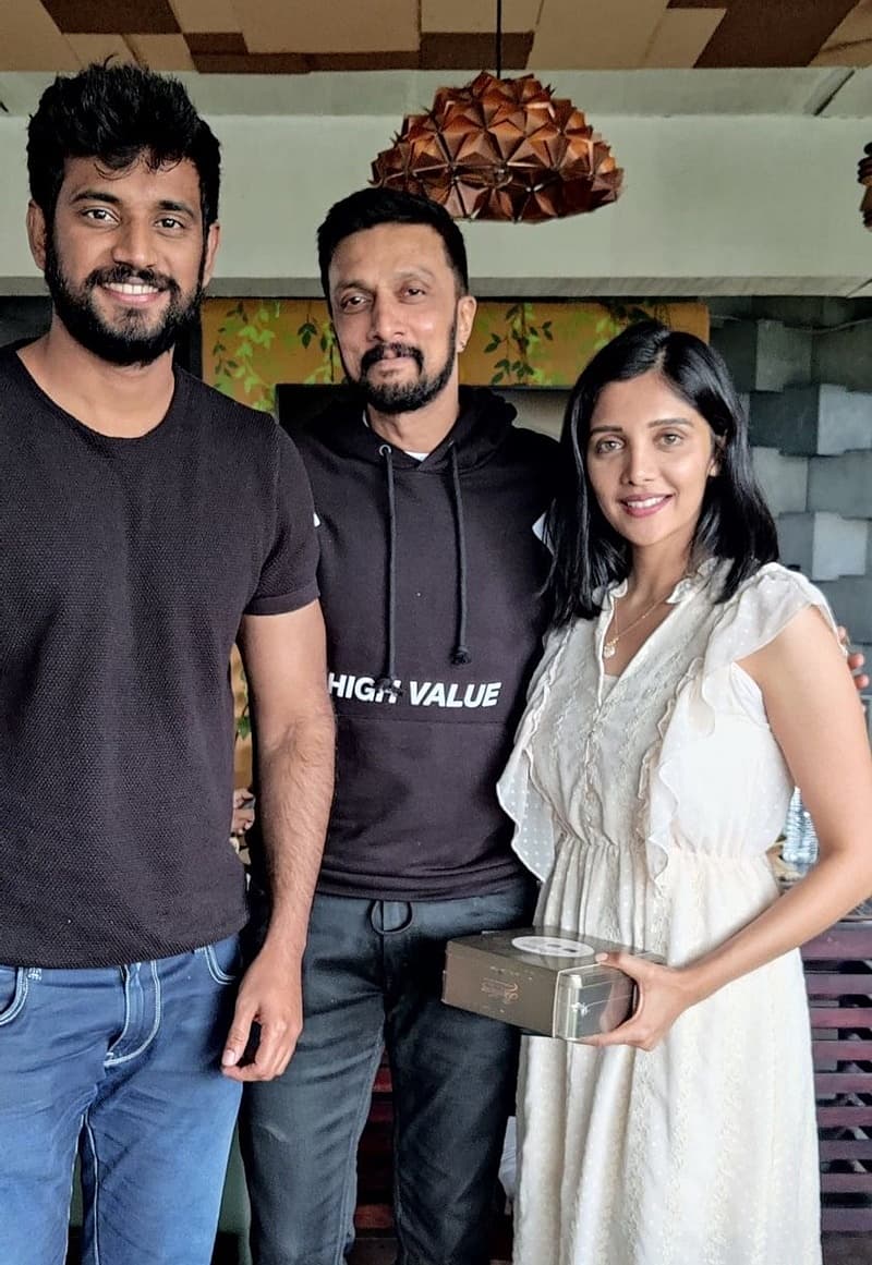 ಕಿಚ್ಚ ಸುದೀಪ್ ರನ್ನು ಆಮಂತ್ರಿಸಿದ ಮಿಲನಾ-ಡಾರ್ಲಿಂಗ್ ಕೃಷ್ಣ