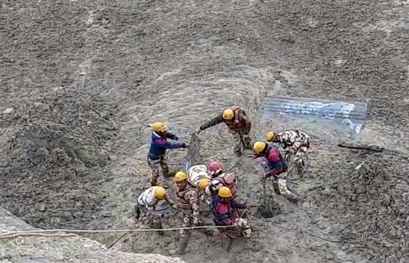 ಉತ್ತರಾಖಂಡದ ಹಿಮ ಪ್ರವಾಹದ ಭೀಕರ ಚಿತ್ರಗಳು