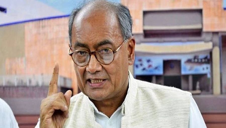 ಆರ್ ಎಸ್ಎಸ್ ಶಾಲೆಗಳ ಬಗ್ಗೆ ವಿವಾದಾತ್ಮಕ ಹೇಳಿಕೆ: ದಿಗ್ವಿಜಯ್ ಸಿಂಗ್ ಗೆ ಲೀಗಲ್ ನೊಟೀಸ್