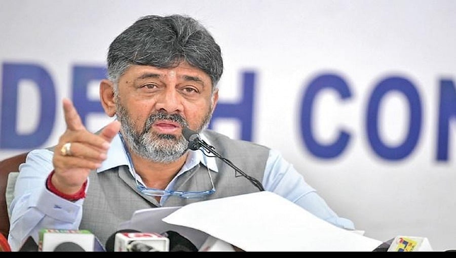 ಪೋಲಿಯೋ ಲಸಿಕೆ ಮಾದರಿಯಲ್ಲಿ ಮನೆಮನೆಗೆ ಹೋಗಿ ಕೋವಿಡ್ ಲಸಿಕೆ ನೀಡಿ: ಡಿಕೆಶಿ ಆಗ್ರಹ
