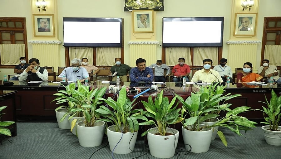 ಕೋವಿಡ್-19: ಮೇ ತಿಂಗಳ ಆರಂಭದಲ್ಲಿ ಪ್ರಕರಣ ಹೆಚ್ಚಳ ಸಾಧ್ಯತೆ- ಸಚಿವ ಡಾ.ಕೆ.ಸುಧಾಕರ್