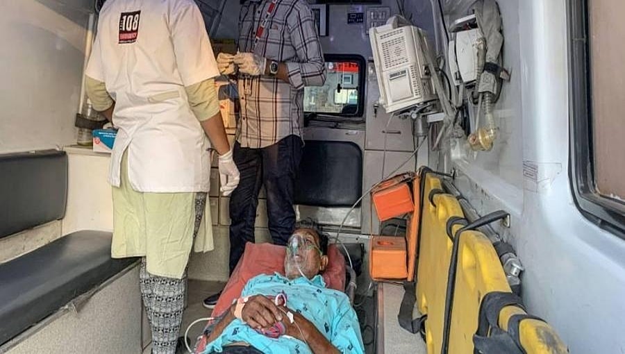 ಕೋವಿಡ್ ಎರಡನೇ ಅಲೆ: ದೇಶಾದ್ಯಂತ ಆಸ್ಪತ್ರೆಗಳಲ್ಲಿ ಬೆಡ್ ಕೊರತೆ; ಆಕ್ಸಿಜನ್, ರಿಮೆಡೆಸಿವಿರ್ ಪೂರೈಕೆ ಸಮಸ್ಯೆ