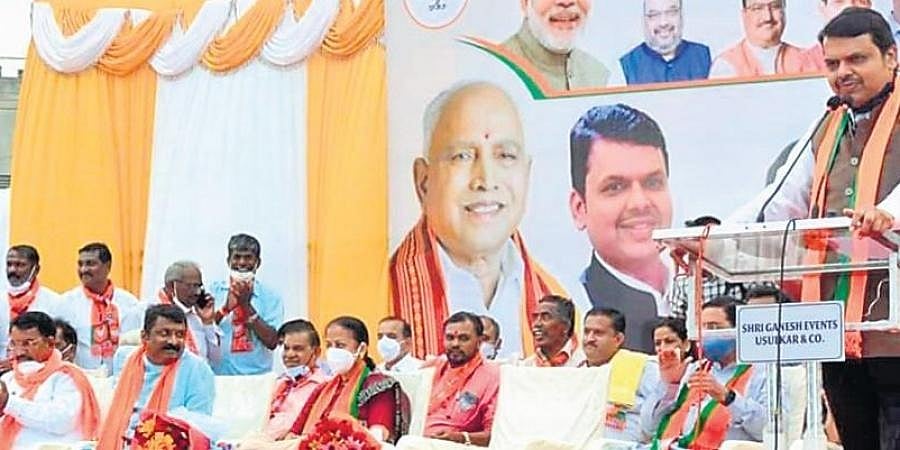 ಬೆಳಗಾವಿ ಪ್ರವಾಸದಲ್ಲಿ ದೇವೇಂದ್ರ ಫಡ್ನವೀಸ್: ಶಿವಸೇನೆ ವಿರುದ್ಧ ವಾಗ್ದಾಳಿ
