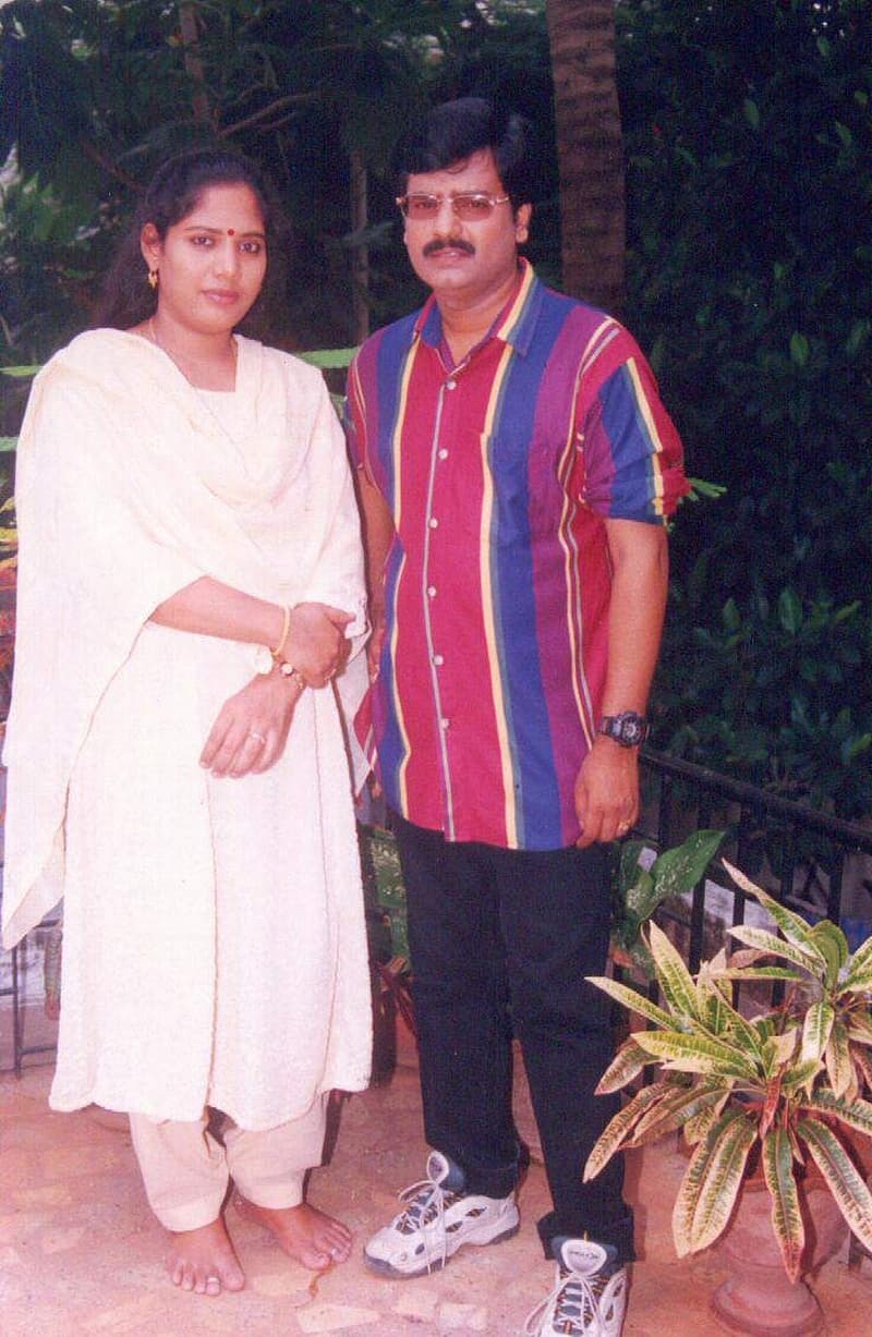 ತಮ್ಮ ಪತ್ನಿ ಅರುಲ್ಸೆಲ್ವಿ ಜೊತೆಗೆ