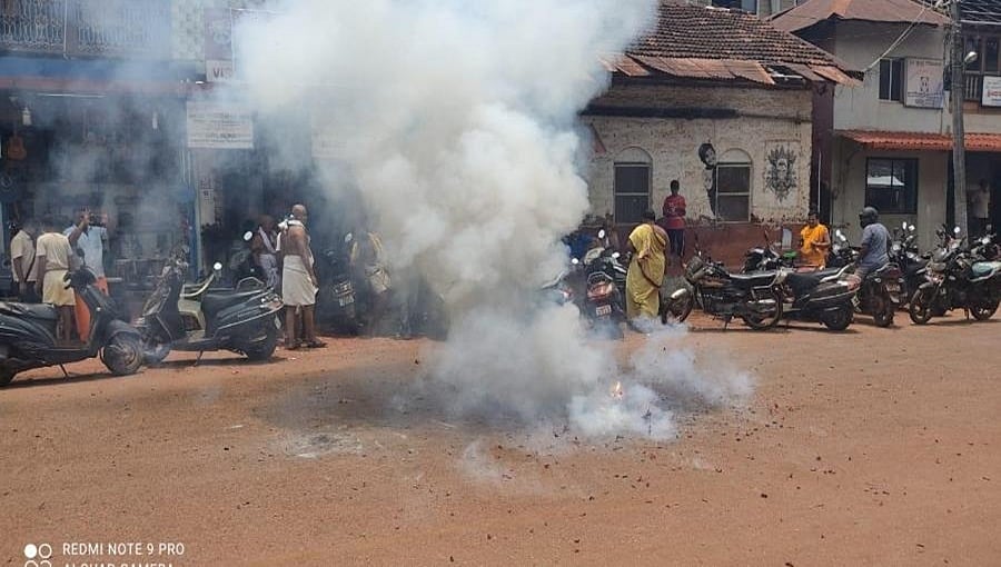 ಮಹಾಬಲೇಶ್ವರ ದೇವಾಲಯ ಕುರಿತು ಸುಪ್ರೀಂ ತೀರ್ಪು: ಗೋಕರ್ಣದಲ್ಲಿ ಸಂಭ್ರಮಾಚರಣೆ
