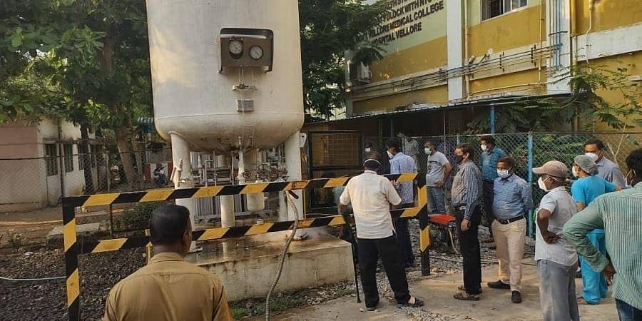 ಆಮ್ಲಜನಕ ಪೂರೈಕೆಯಲ್ಲಿ ತೊಂದರೆ: ಸರ್ಕಾರಿ ಆಸ್ಪತ್ರೆಯಲ್ಲಿ 7 ಕೋವಿಡ್ ರೋಗಿಗಳ ಸಾವು