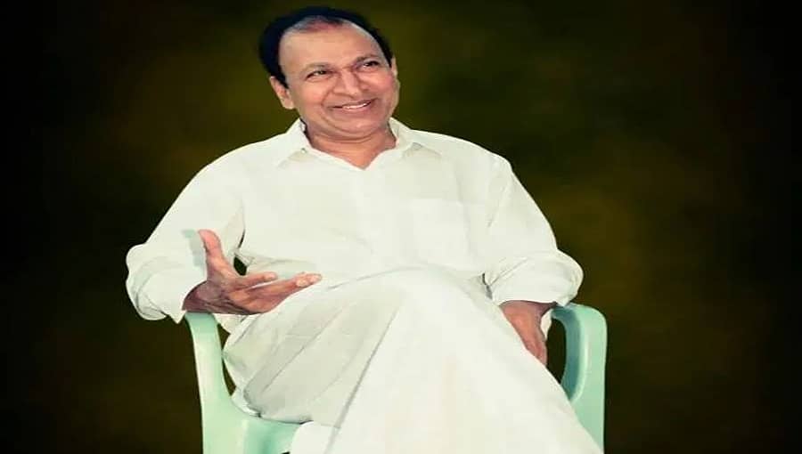 ಡಾ. ರಾಜ್ ಕುಮಾರ್ 92ನೇ ಜಯಂತಿ: ಮಕ್ಕಳಿಂದ ರಾಜ್ ಸ್ಮಾರಕಕ್ಕೆ ಪೂಜೆ, ಮನದುಂಬಿ ಹಾಡಿದ ಪುನೀತ್