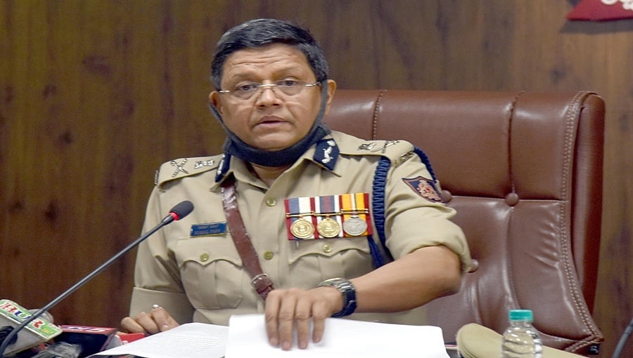 ಖುದ್ದು ರಸ್ತೆಗಿಳಿದ ಪೊಲೀಸ್ ಆಯುಕ್ತ ಕಮಲ್ ಪಂತ್; ಬೆಂಗಳೂರಿನಲ್ಲಿ 3 ಗಂಟೆಯಲ್ಲೆ 1500 ವಾಹನ ಜಪ್ತಿ!