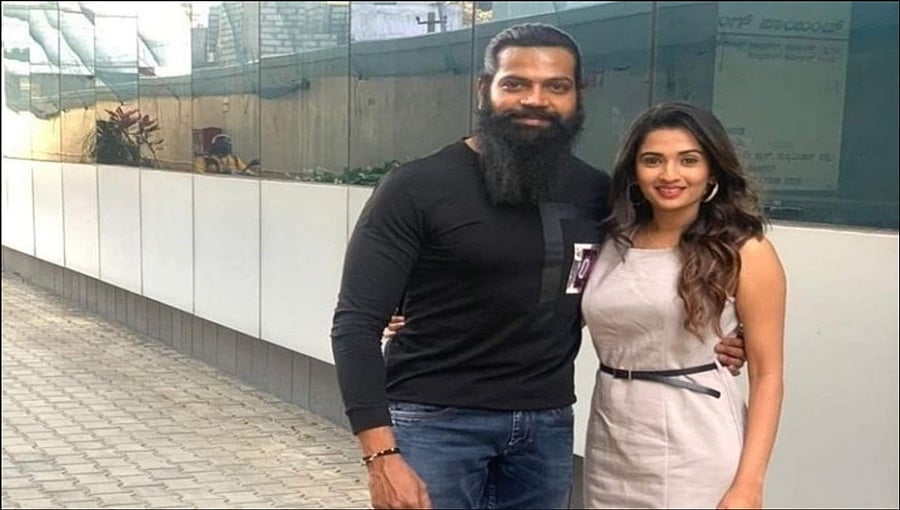 'ರಾಬರ್ಟ್' ಹಿಟ್ ಜೋಡಿ ವಿನೋದ್ ಪ್ರಭಾಕರ್- ಸೋನಾಲ್ ಮಾಂಟೆರೊಗೆ ಸ್ಯಾಂಡಲ್ ವುಡ್ ನಲ್ಲಿ ಬಿಗ್ ಡಿಮ್ಯಾಂಡ್!