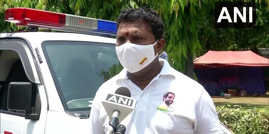 ಜನರಿಗೆ 'ಕೋವಿಡ್ ನೆರವು': ದೆಹಲಿ ಪೊಲೀಸರಿಂದ ಭಾರತೀಯ ಯುವ ಕಾಂಗ್ರೆಸ್ ಅಧ್ಯಕ್ಷ ಶ್ರೀನಿವಾಸ್ ವಿಚಾರಣೆ
