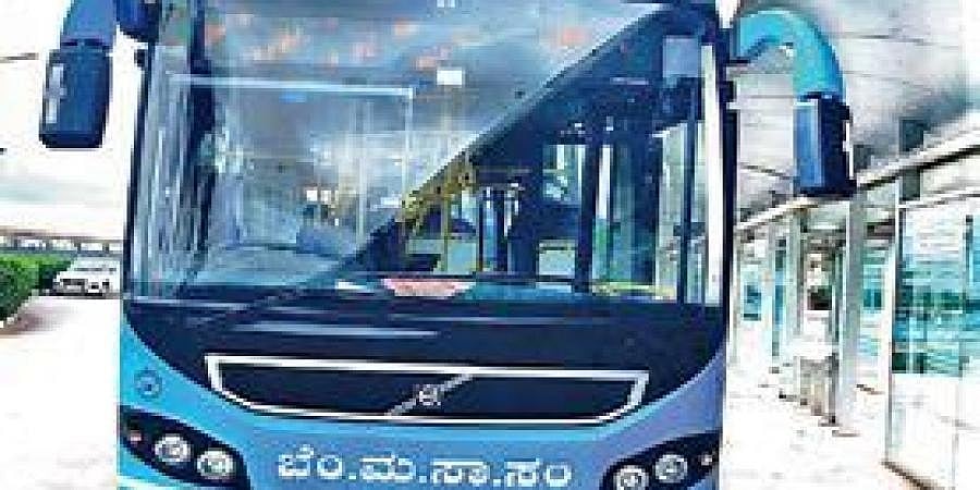 ಬೆಂಗಳೂರು: ವಿಮಾನ ನಿಲ್ದಾಣಕ್ಕೆ ತೆರಳುವ ಬಸ್'ಗಳ ಸಂಖ್ಯೆ ಇಳಿಸಿದ ಬಿಎಂಟಿಸಿ