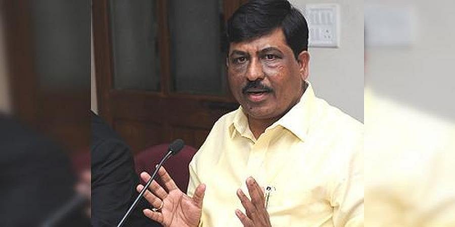 ನೇಮಕಾತಿಯಲ್ಲಿ ಅಕ್ರಮ: ಮಾಜಿ ಸಚಿವ ಮುರುಗೇಶ್ ನಿರಾಣಿ ವಿರುದ್ಧದ ತನಿಖೆಗೆ ಅಸ್ತು; ಬಂಧನಕ್ಕೆ ನಿರ್ಬಂಧ ವಿಧಿಸಿದ ಹೈಕೋರ್ಟ್