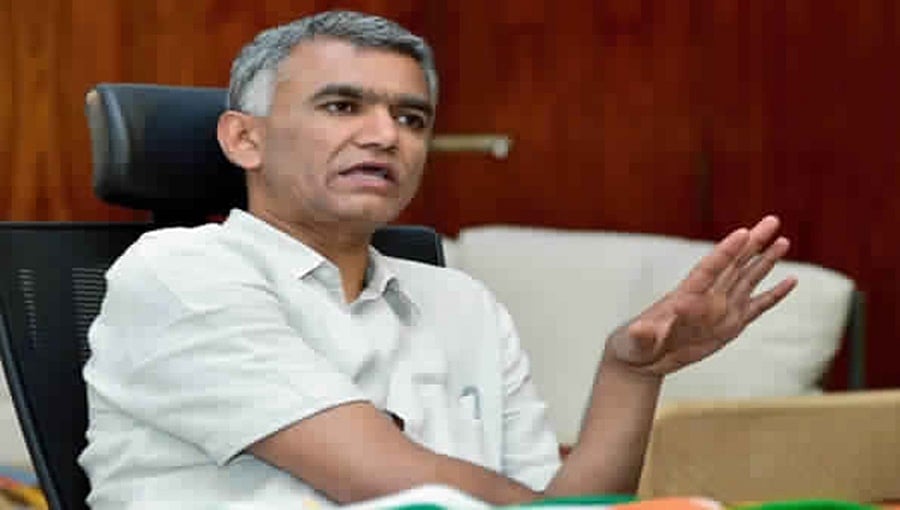 ಬಿಜೆಪಿ ಶಾಸಕರೇ ಬ್ಲಾಕ್ ಮಾರ್ಕೆಟ್ ನಲ್ಲಿ ರೆಮಿಡಿಸಿವಿಯರ್ ಖರೀದಿಸಿ ಮಾರುತ್ತಿದ್ದಾರೆ: ಕೃಷ್ಣಬೈರೇಗೌಡ