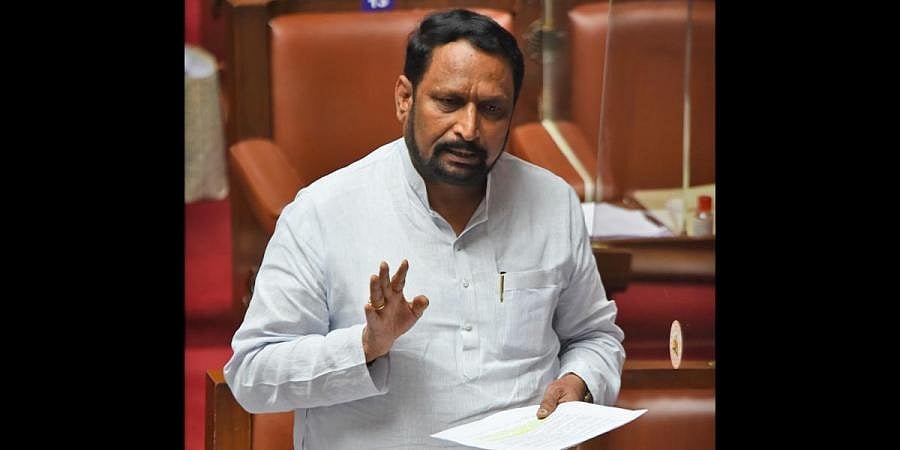 ರಾಜ್ಯದಲ್ಲೂ ಡಿಆರ್'ಡಿಒ ವತಿಯಿಂದ ಕೋವಿಡ್ ಕೇಂದ್ರ ಆರಂಭಿಸಲು ಸಹಾಯ ಮಾಡಿ: ರಾಜನಾಥ್ ಸಿಂಗ್'ಗೆ ಸವದಿ ಪತ್ರ