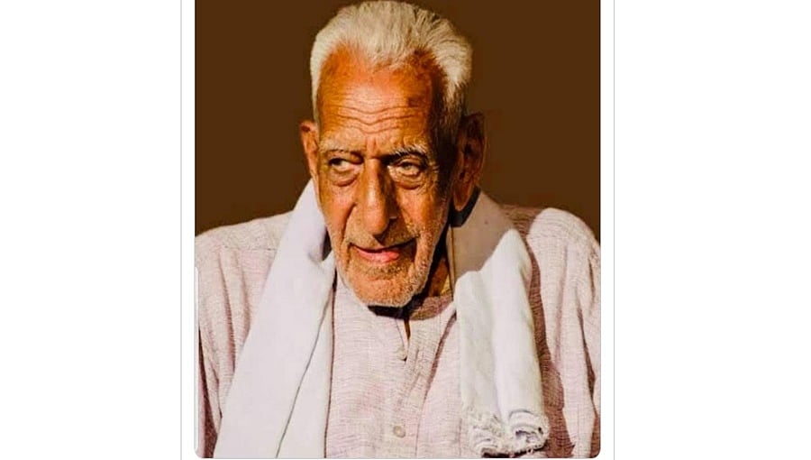 ದೊರೆಸ್ವಾಮಿ ನಿಧನ: ಮಾಜಿ ಪ್ರಧಾನಿ ದೇವೇಗೌಡ, ಸಿಎಂ ಸೇರಿ ಗಣ್ಯರ ಕಂಬನಿ