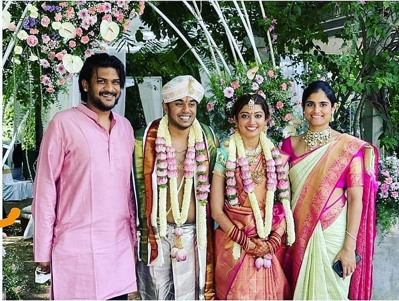 ವಿವಾಹ ಸಮಾರಂಭದಲ್ಲಿ ಕೇವಲ ಆಪ್ತರು ಮತ್ತು ನಿಕಟ ಕುಟುಂಬ ಸದಸ್ಯರು ಮಾತ್ರ ಭಾಗವಹಿಸಿದ್ದರು.