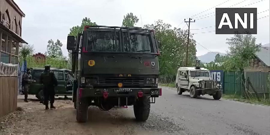 ಜಮ್ಮು ಮತ್ತು ಕಾಶ್ಮೀರ: ಸೇನಾ ಎನ್ ಕೌಂಟರ್ ನಲ್ಲಿ ಇಬ್ಬರು ಉಗ್ರರು ಹತ, ಮುಂದುವರೆದ ಕಾರ್ಯಾಚರಣೆ