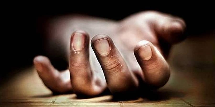 ಬೆಂಗಳೂರು: ಆಮ್ಲಜನಕ ಕೊರತೆಯಿಂದ ಆಸ್ಪತ್ರೆಯಲ್ಲಿ ಇಬ್ಬರು ಸಾವು