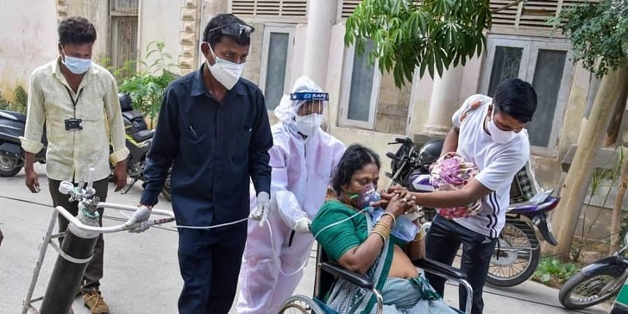 ಕೋವಿಡ್ ಮೂರನೇ ಅಲೆಗೆ ದೇಶ ಸಿದ್ಧಗೊಳ್ಳಬೇಕಿದೆ: ಆಕ್ಸಿಜನ್ ಸಂಗ್ರಹ ಅಗತ್ಯ- ಕೇಂದ್ರಕ್ಕೆ ಸುಪ್ರೀಂ ಸೂಚನೆ